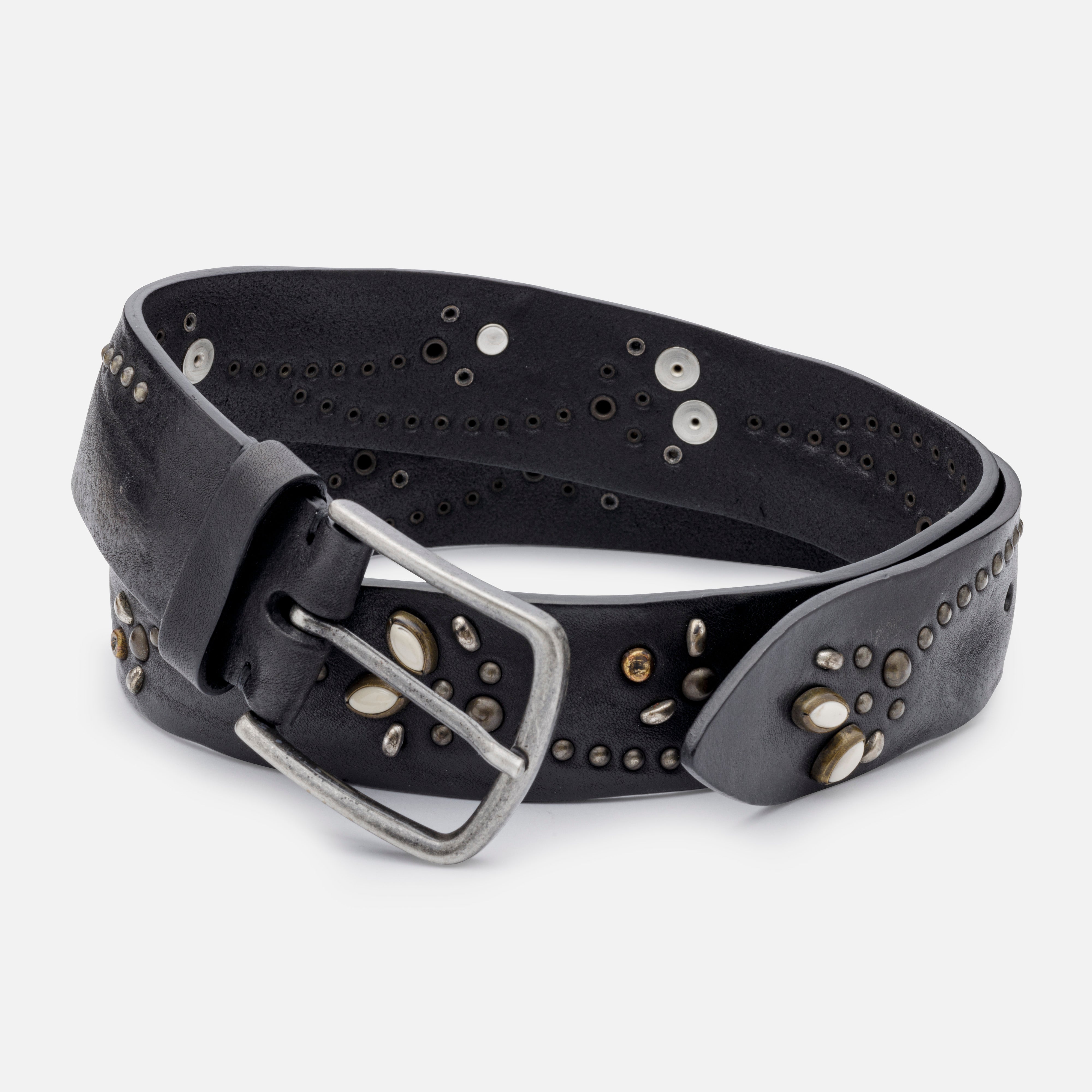STUDDED – POST & Co.